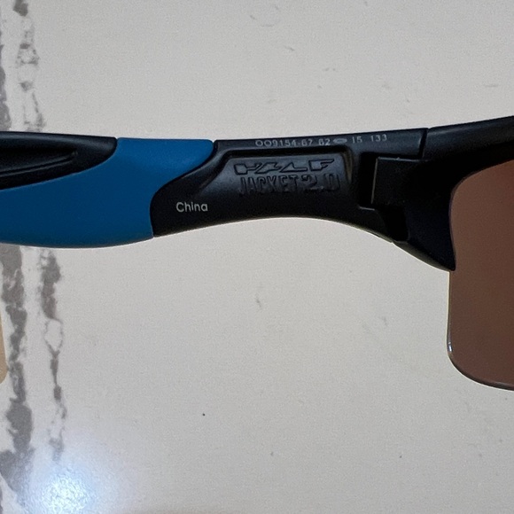 Oakley Half Jacket 2.0 XL Black Blue Sunglasses with Prizm 24K Men’s (No Case)